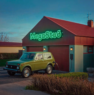 Mega HleðsluStuð - með áfastri snúru (1.990 kr. á mán)